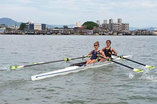 Durante duas semanas, onze atletas dedicaram-se a aperfeiçoar a parte técnica e física e a formar barcos para a disputa das principais competições do ano que vem / Foto: CBR/Divulgação